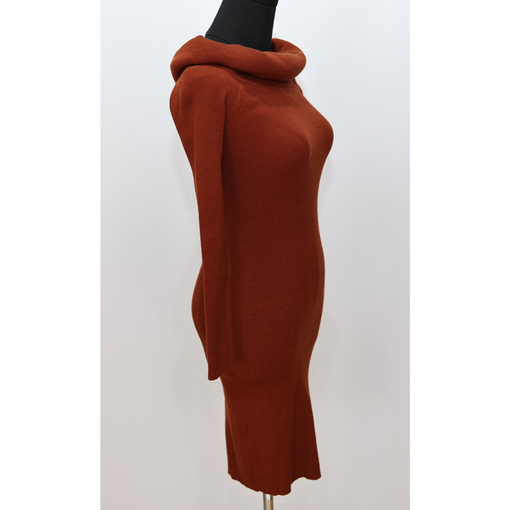 A5 Auth WILFRED Burnt Rust Ribbed Off Shoulder Sweater Midi Dress Size XS - Picture 3 of 7